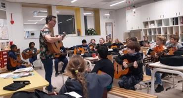Singer- en songwriterles in de bovenbouw